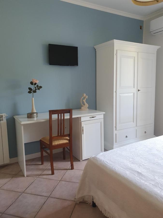 B&B Villa Maria Terni Buitenkant foto