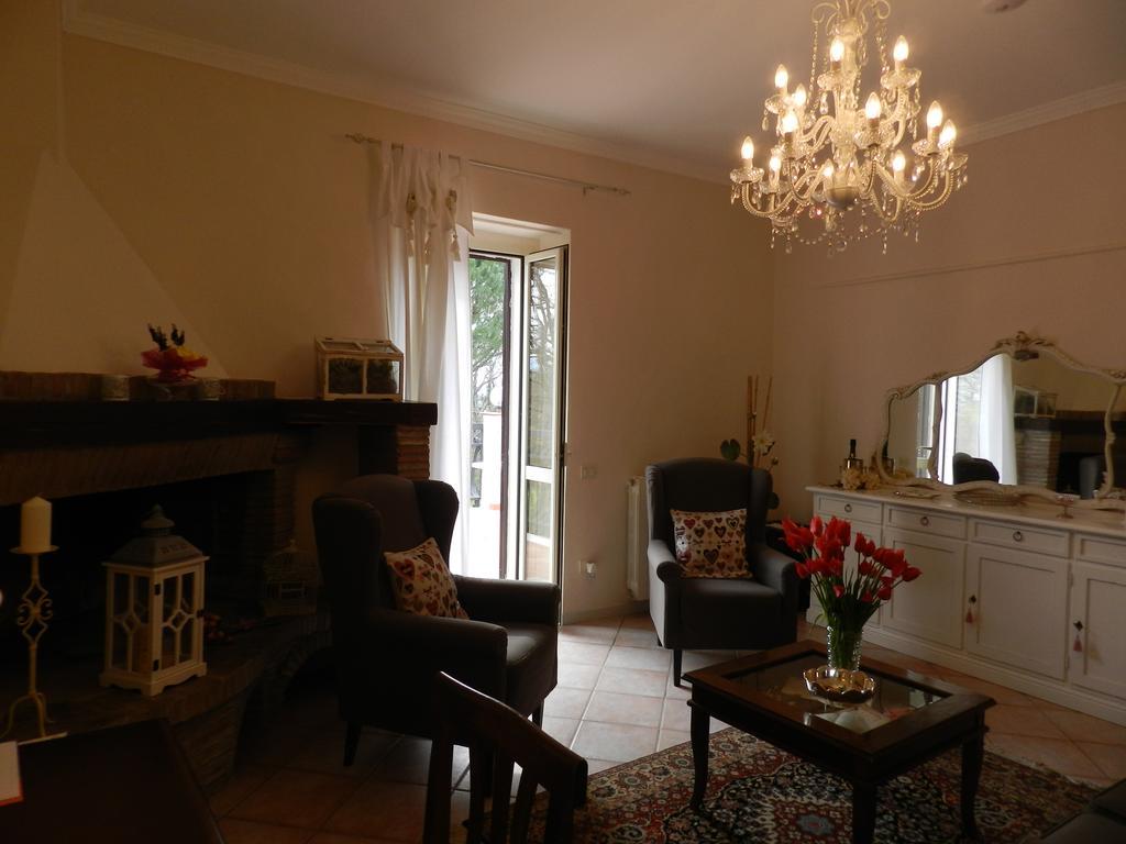 B&B Villa Maria Terni Buitenkant foto